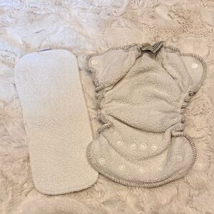 Kissa’s Size 0 Cloth Diaper with Doubler